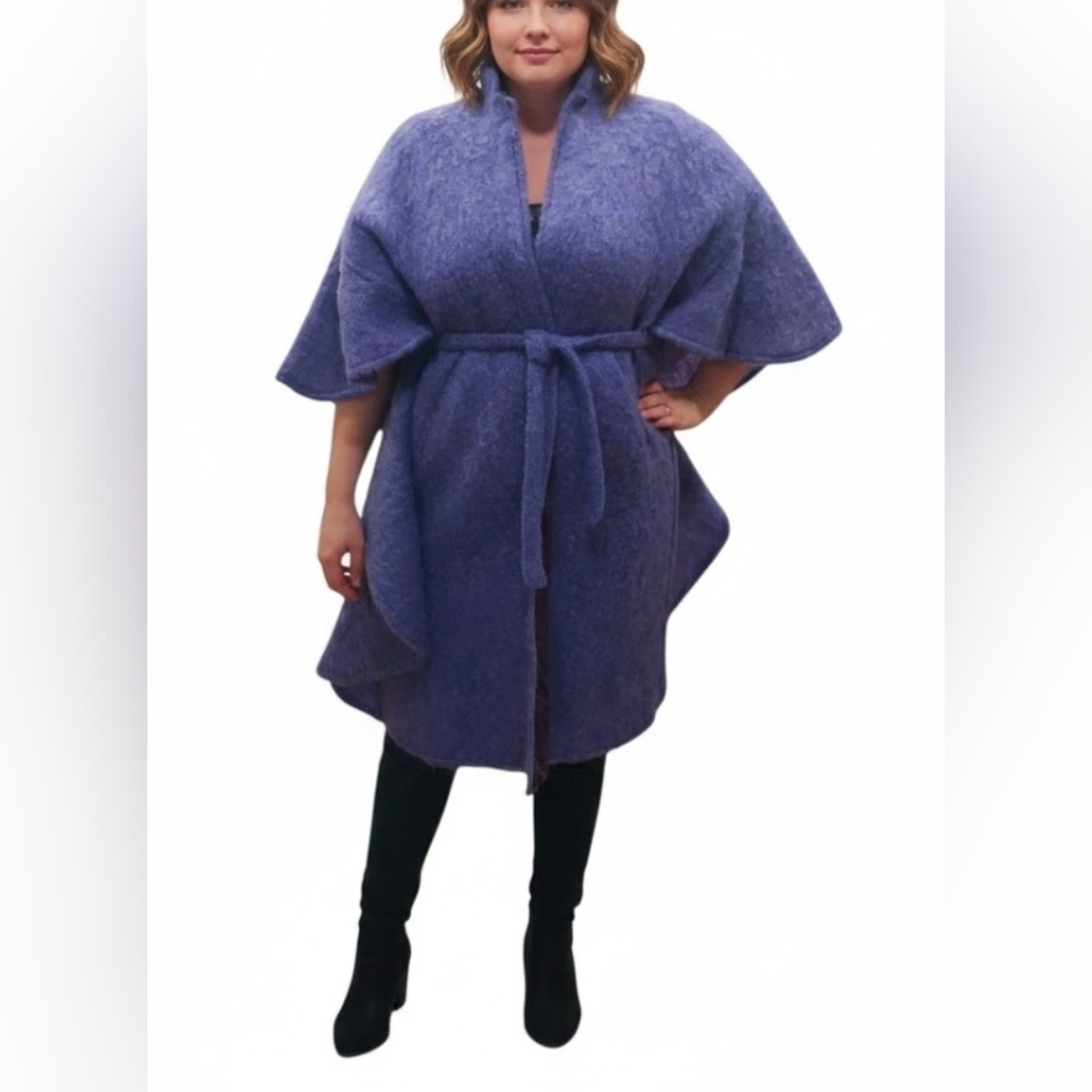 Vintage Donegal Design Lavender 100% Pure Wool Mohair Wool Cape Coat